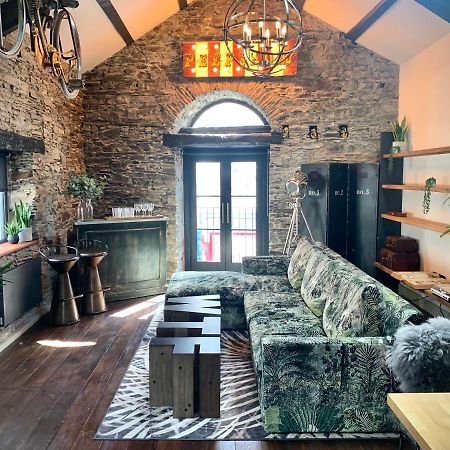 Loft 11 Stunning Luxury Nyc Loft Style Interior Designed 2Bd Apartment Excellent City Centre Location Mezzanine Cinema Room Designer Furniture Amazing Space 道格拉斯 外观 照片
