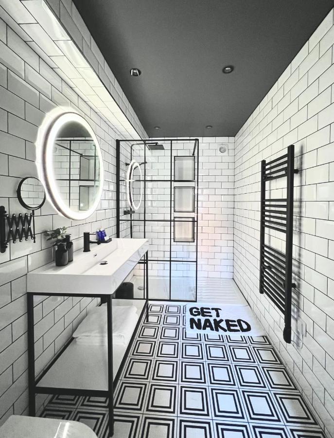 Loft 11 Stunning Luxury Nyc Loft Style Interior Designed 2Bd Apartment Excellent City Centre Location Mezzanine Cinema Room Designer Furniture Amazing Space 道格拉斯 外观 照片