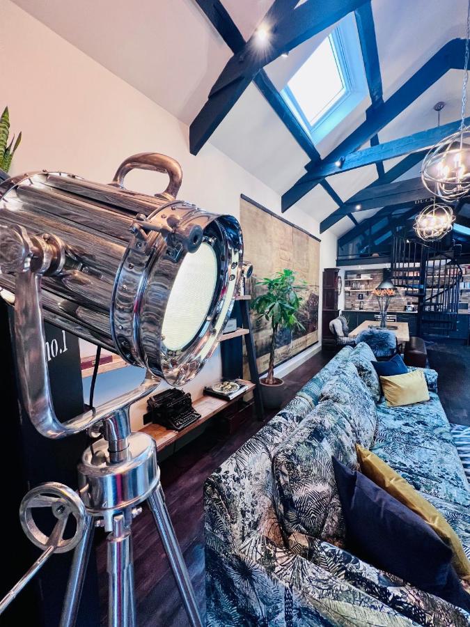 Loft 11 Stunning Luxury Nyc Loft Style Interior Designed 2Bd Apartment Excellent City Centre Location Mezzanine Cinema Room Designer Furniture Amazing Space 道格拉斯 外观 照片
