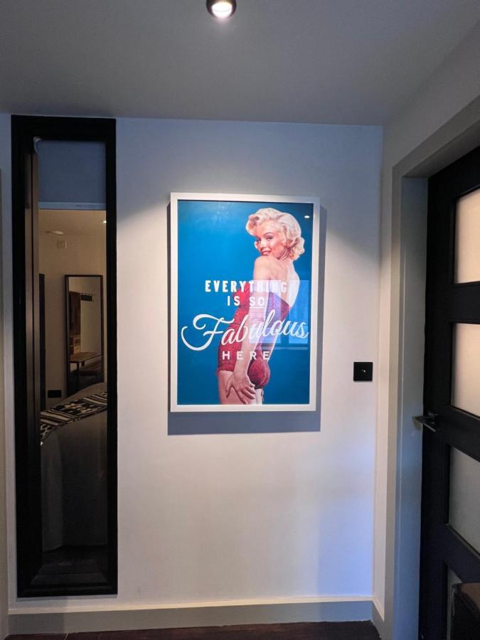Loft 11 Stunning Luxury Nyc Loft Style Interior Designed 2Bd Apartment Excellent City Centre Location Mezzanine Cinema Room Designer Furniture Amazing Space 道格拉斯 外观 照片